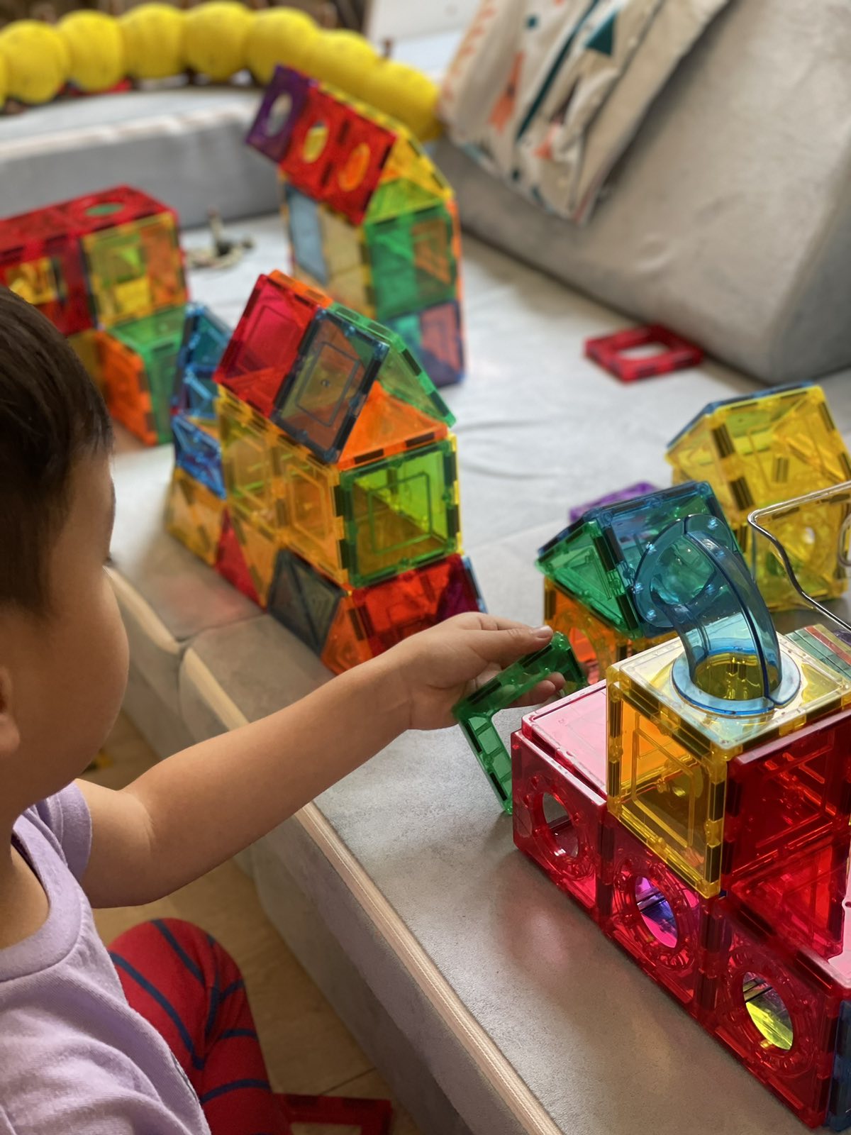 MT001, CITY 130-Piece Magnetic Tiles Set,