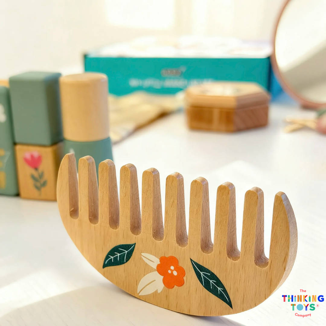 Bree Wooden Make Up Kit