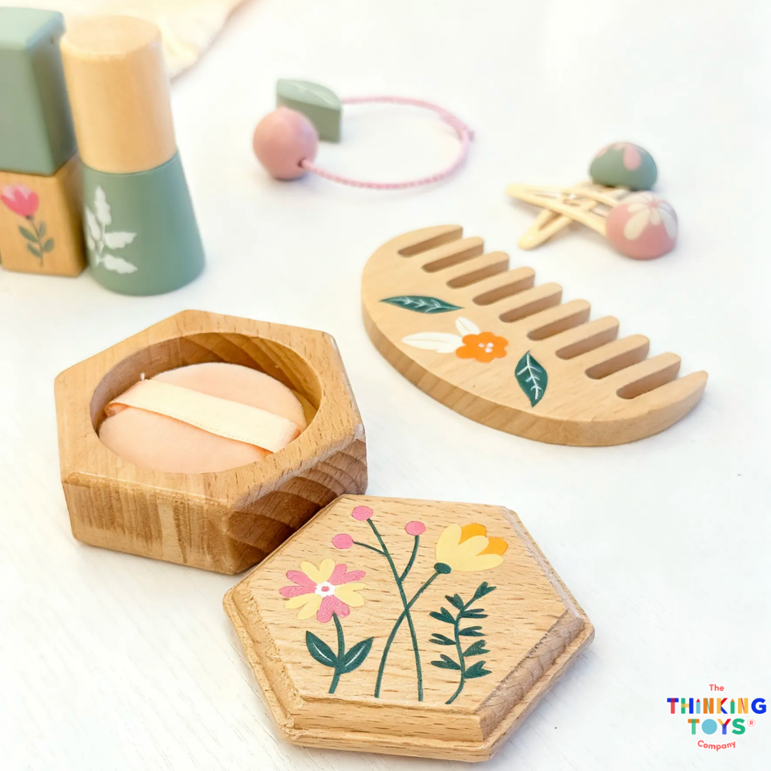 Bree Wooden Make Up Kit