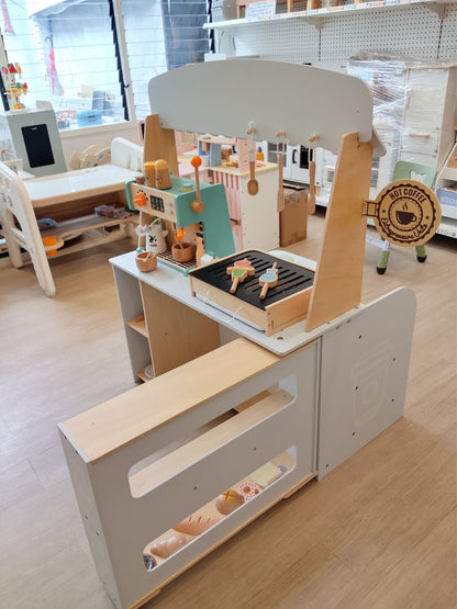 Brew & Play Coffee Corner
